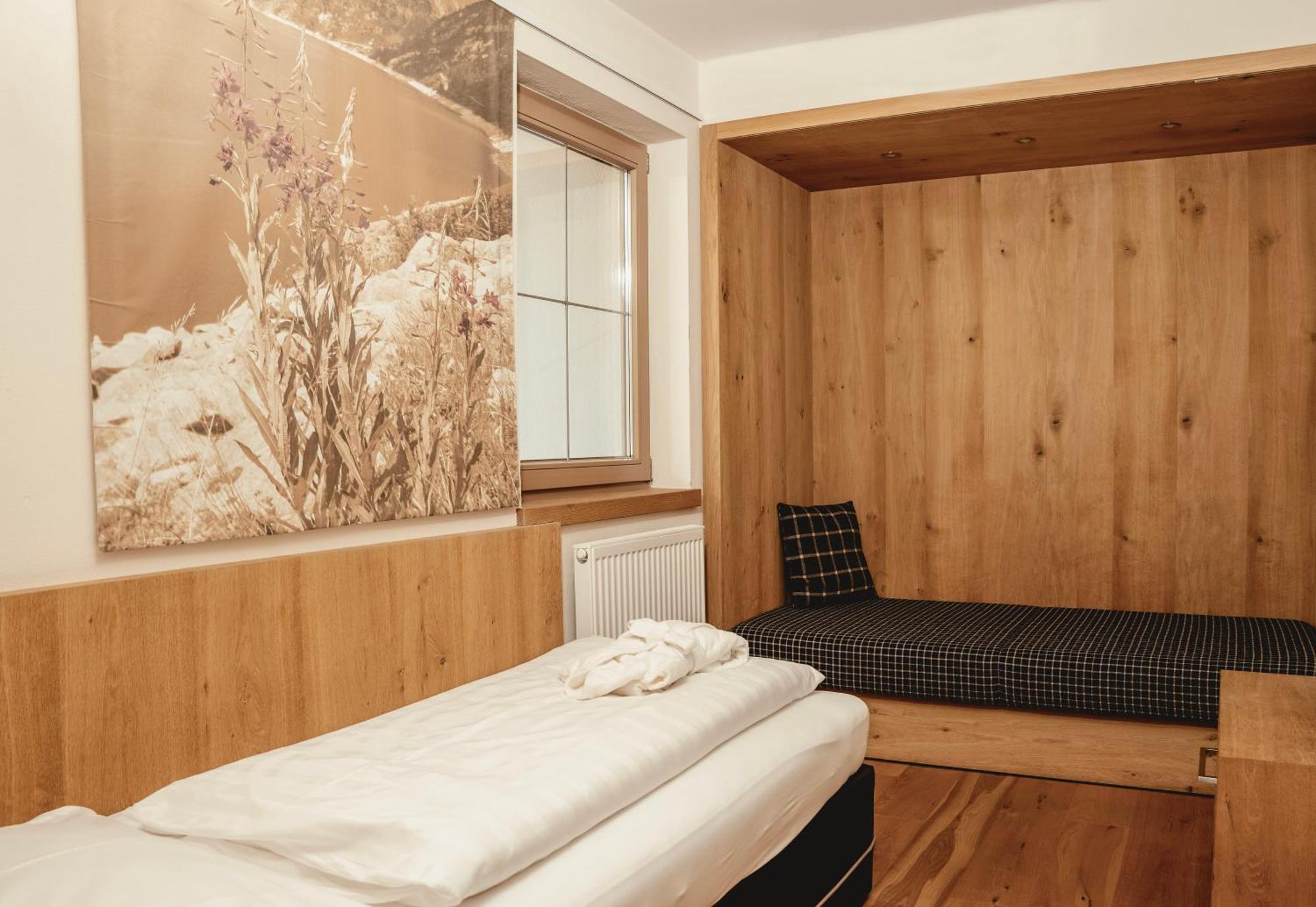 Held Hotel Fügen Eksteriør billede